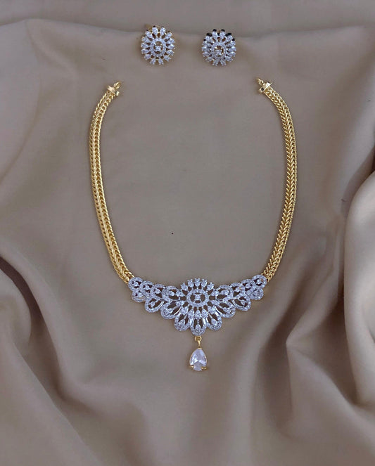 Necklace with earrings set