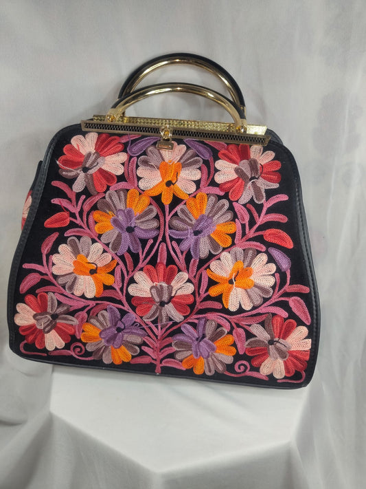 Hand/Shoulder bags