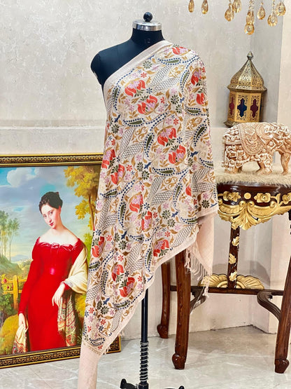 Semi-pashmina stoles